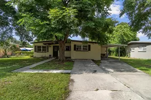 2254 S Crystal Lake Dr, Lakeland, FL 33801 - Photo 1