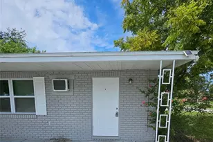 1075 Idylwild Dr NW, Winter Haven, FL 33881 - Photo 1