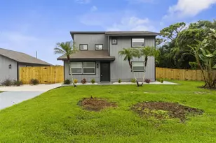 4702 Woodward Pl, Sarasota, FL 34233 - Photo 1
