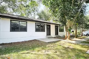 708 Angelina Ln, Lakeland, FL 33801 - Photo 1