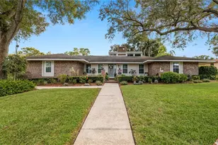 1129 Sugartree Ln N, Lakeland, FL 33813 - Photo 1