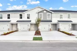 2752 Walden Town Cir, Plant City, FL 33566 - Photo 1