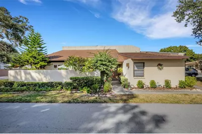 1880 N Crystal Lake Drive #26, Lakeland, FL 33801 - Photo 1