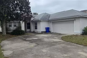 413 Vineyard Dr, Lakeland, FL 33809 - Photo 1