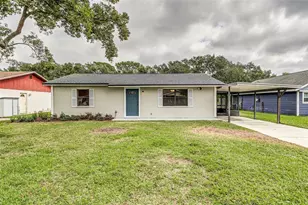 2405 Delrose Dr E, Lakeland, FL 33805 - Photo 1