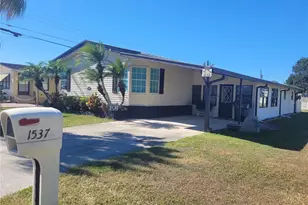 1537 Blue Lake Dr, Lakeland, FL 33801 - Photo 1