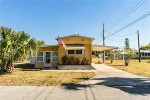 1612 Spring Dr, Lakeland, FL 33801 - Photo 1