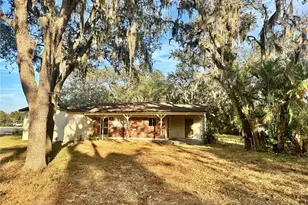 1516 Hawk Griffin Rd, Plant City, FL 33563 - Photo 1