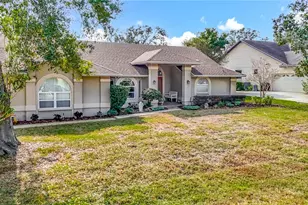 1621 Sir Henrys Trail, Lakeland, FL 33809 - Photo 1