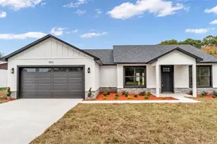 1802 Ave Q SW, Winter Haven, FL 33880 - Photo 1