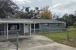 1304 Mayflower Dr, Lakeland, FL 33810 - Photo 1