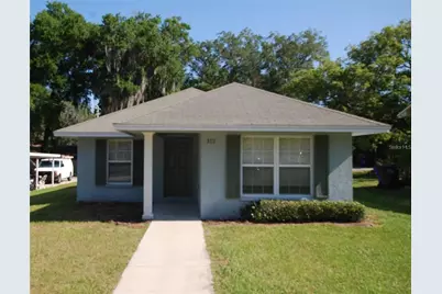 312 E Hibiscus Drive, Lakeland, FL 33803 - Photo 1