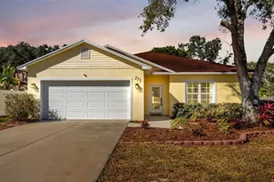 273 Hidden View Dr, Groveland, FL 34736 - Photo 1