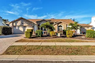 874 Stratford Dr, Lakeland, FL 33813 - Photo 1