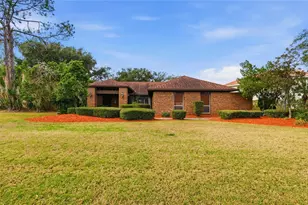 1803 Country Club Ct, Plant City, FL 33566 - Photo 1