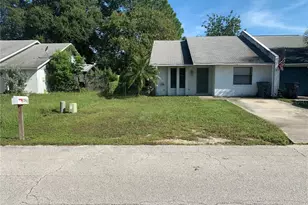 256 Village View Ln, Lakeland, FL 33809 - Photo 1