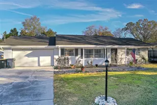 250 Volusia Dr, Winter Haven, FL 33884 - Photo 1