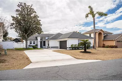413 Vineyard Drive, Lakeland, FL 33809 - Photo 1