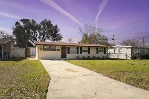 1919 Alexander Dr, Lakeland, FL 33803 - Photo 1