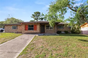 1219 Robert King High Dr, Lakeland, FL 33805 - Photo 1