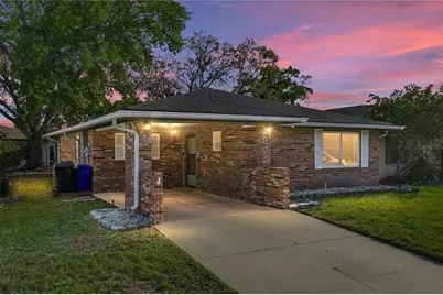 466 Lake Carolyn Circle, Lakeland, FL 33813 - Photo 1
