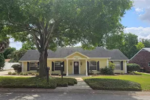 184 Lake Otis Rd, Winter Haven, FL 33884 - Photo 1