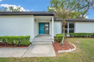 1307 Valley Hill Dr, Lakeland, FL 33813 - Photo 1