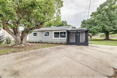 151 NW 10th Drive, Mulberry, FL 33860 - Photo 1