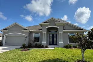 1365 Evergreen Park Cir, Lakeland, FL 33813 - Photo 1