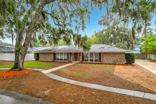 112 Elm Square N, Lakeland, FL 33813 - Photo 1