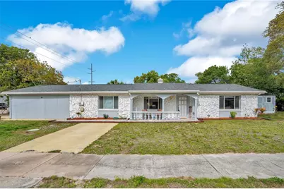 391 N Walton Avenue, Tarpon Springs, FL 34689 - Photo 1