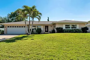 1443 Eastfield Dr, Clearwater, FL 33764 - Photo 1