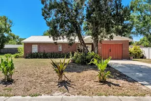 626 Swiss Dr, Lakeland, FL 33810 - Photo 1