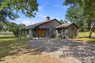 39000 Sparkman Rd, Dade City, FL 33525 - Photo 1