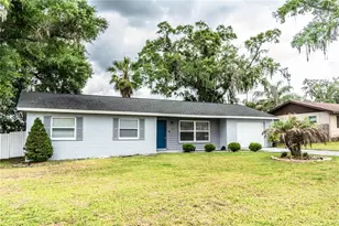 142 Padgett Pl S, Lakeland, FL 33809 - Photo 1