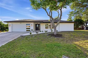 3356 Plantation Pl, Sarasota, FL 34231 - Photo 1