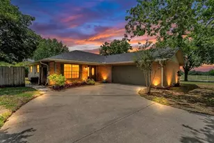 4605 Valley View Dr E, Lakeland, FL 33813 - Photo 1