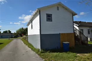 1060 E Wabash St, Bartow, FL 33830 - Photo 1