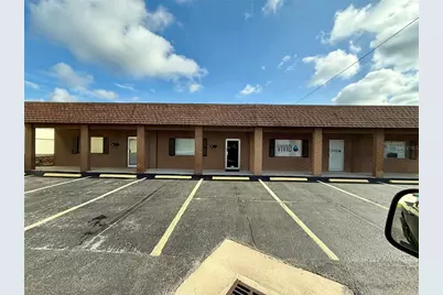 1804 W Baker Street #E, Plant City, FL 33563 - Photo 1