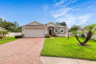 110 Promenade Ct, Auburndale, FL 33823 - Photo 1
