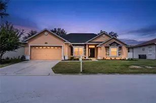 6331 Alamanda Hills Dr, Lakeland, FL 33813 - Photo 1