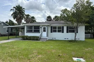 2412 Derbyshire Ave, Lakeland, FL 33803 - Photo 1