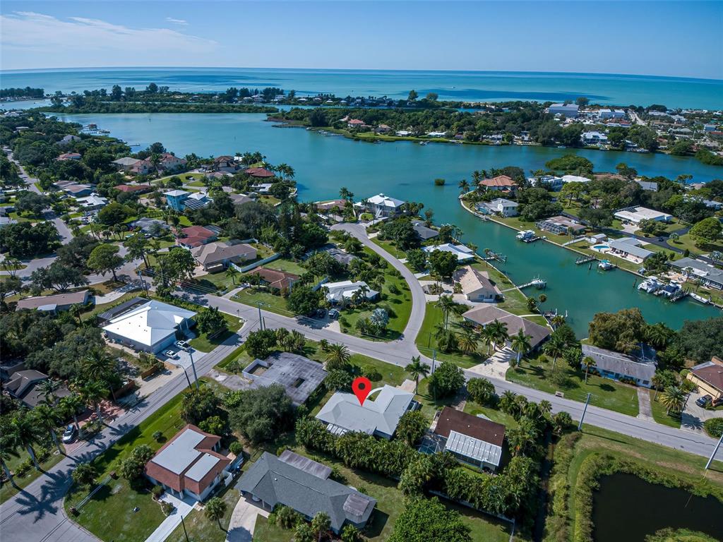 203 Lyons Bay Rd, Nokomis, FL 34275 MLS N6118306 Coldwell Banker