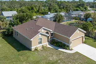 886 Euclid Rd, Venice, FL 34293 - Photo 1