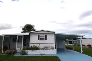 427 Boxwood Dr, Venice, FL 34285 - Photo 1