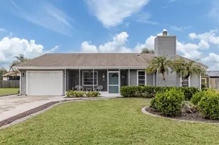 842 Linden Rd, Venice, FL 34293 - Photo 1