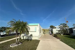 269 Outer Dr, Venice, FL 34285 - Photo 1