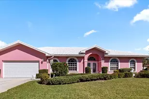 111 2nd St, Nokomis, FL 34275 - Photo 1