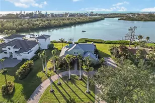 524 Lyons Bay Rd, Nokomis, FL 34275 - Photo 1