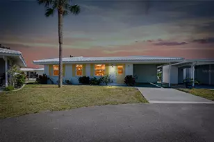 595 Circlewood Dr, Venice, FL 34293 - Photo 1